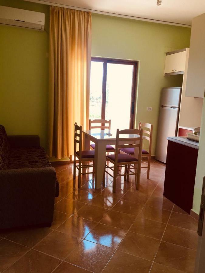 Mana Apartments Ksamil Exterior photo